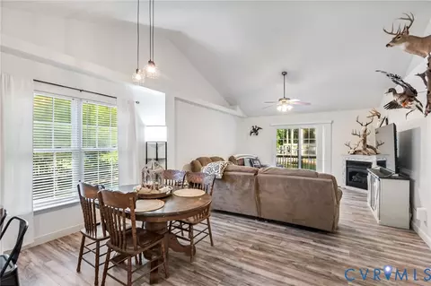 Dining - 7195 Railroad Bed Rd, Carson, VA 23830 photo 2 of 2