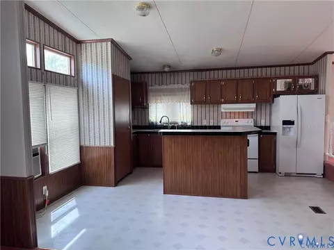 Other - 304 E Main St, Wakefield, VA 23888 photo 3 of 9