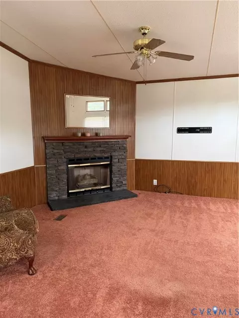 Living - 304 E Main St, Wakefield, VA 23888 photo 2 of 2