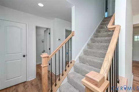 817 Kirby St, West Point, VA 23181