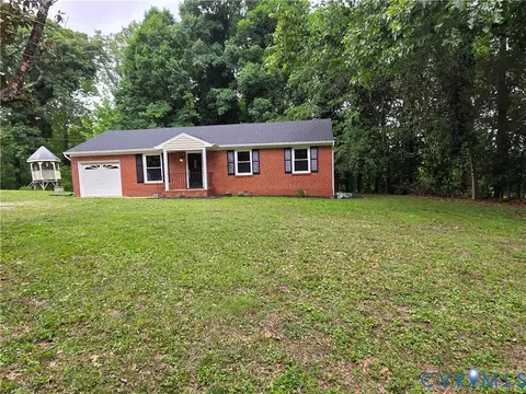 7110 Sandy Ridge Rd, Hopewell, VA 23860