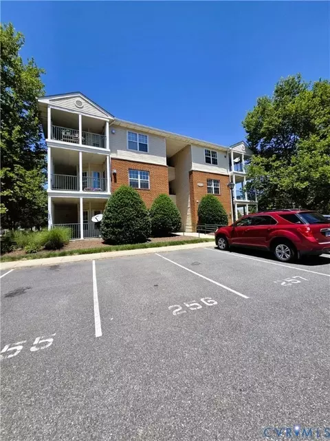 9300 Baffy Ct #K, Glen Allen, VA 23059