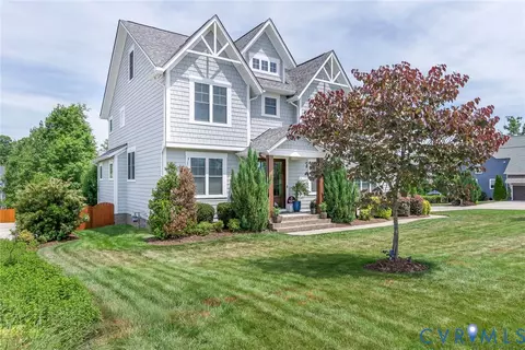 Exterior - 2112 Avada Dr, Midlothian, VA 23112 photo 2 of 12