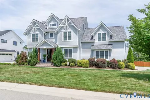 Exterior - 2112 Avada Dr, Midlothian, VA 23112 photo 3 of 12
