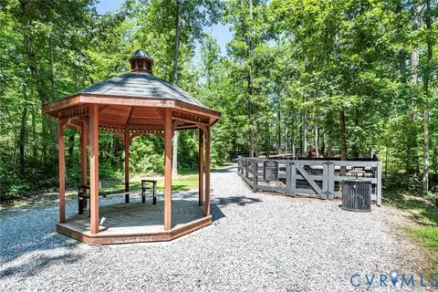 Exterior - 2112 Avada Dr, Midlothian, VA 23112 photo 12 of 12