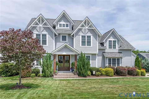2112 Avada Dr, Midlothian, VA 23112