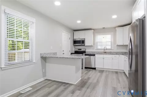 Kitchen - 3809 N Light Dr, Chester, VA 23831 photo 3 of 4