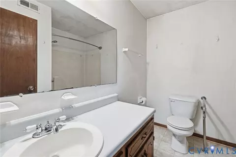 Bath - 6904 Pointer Ridge Rd, Midlothian, VA 23112 photo 1 of 2