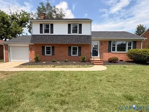 1110 Duke Of Gloucester St, Colonial Heights, VA 23834