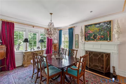 Dining - 4634 Butte Rd, Richmond, VA 23235 photo 3 of 4