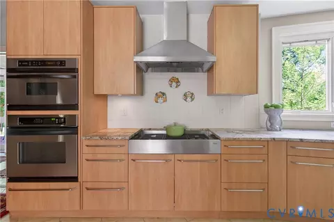 Kitchen - 4634 Butte Rd, Richmond, VA 23235 photo 2 of 6