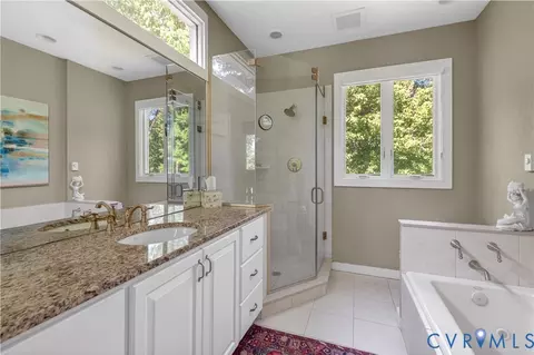 Bath - 4634 Butte Rd, Richmond, VA 23235 photo 2 of 3