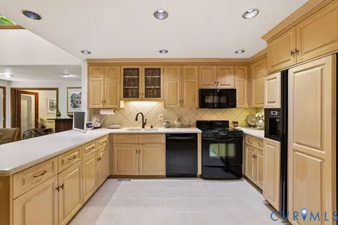 14010 Harbour Pointe Rd, Midlothian, VA 23112 photo 20