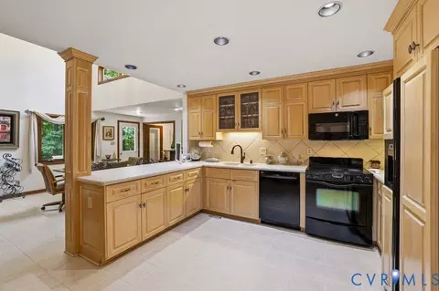 14010 Harbour Pointe Rd, Midlothian, VA 23112 photo 21