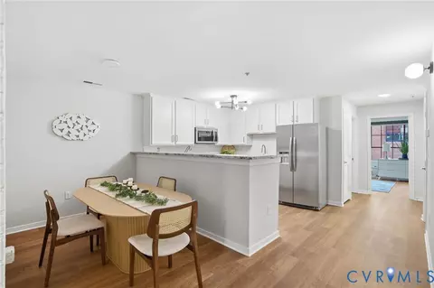 1716 Summit Ave #20, Richmond, VA 23230