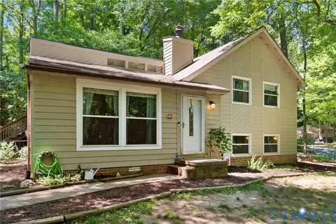 13315 Farm Crest Ct, Midlothian, VA 23112