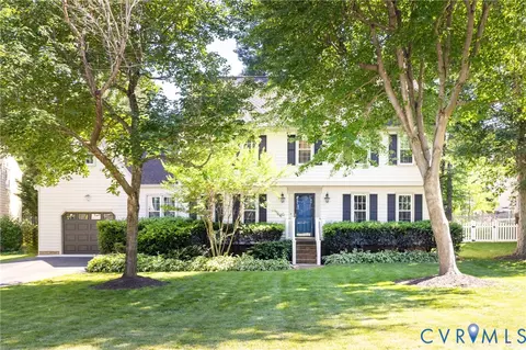 13005 Walton Bluff Ct, Midlothian, VA 23114