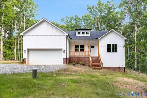 716 Pine Harbour Dr, Mineral, VA 23117