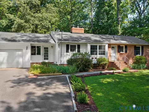 106 Oakridge Ave, Highland Springs, VA 23075