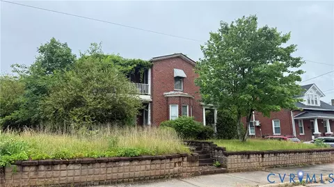 219 Broad St, Martinsville, VA 24112