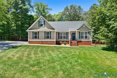 141 Moncuin Ct, Manquin, VA 23106