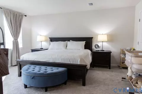 Bedroom - 318 Pointers Dr, West Point, VA 23181 photo 3 of 9