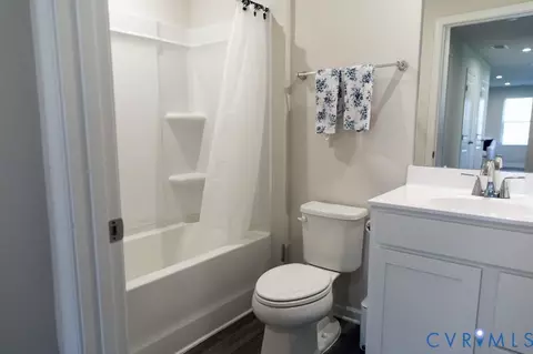 Bath - 318 Pointers Dr, West Point, VA 23181 photo 1 of 6