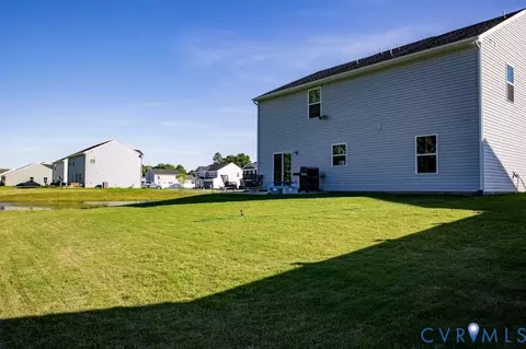 Exterior - 318 Pointers Dr, West Point, VA 23181 photo 7 of 8