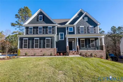 8490 Roden Dr, Mechanicsville, VA 23111