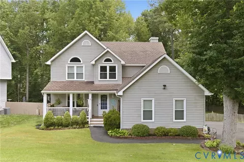 7601 Secretariat Dr, Midlothian, VA 23112