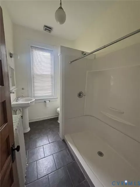2225 Stuart Ave, Richmond, VA 23220 photo 4