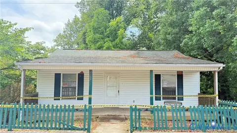 1100 Cherry St, Martinsville, VA 24112
