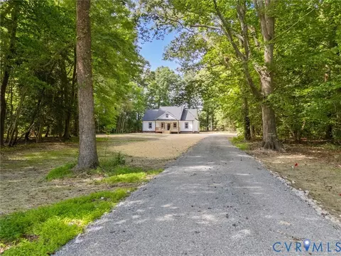 18801 The Glebe Ln, Charles City, VA 23030
