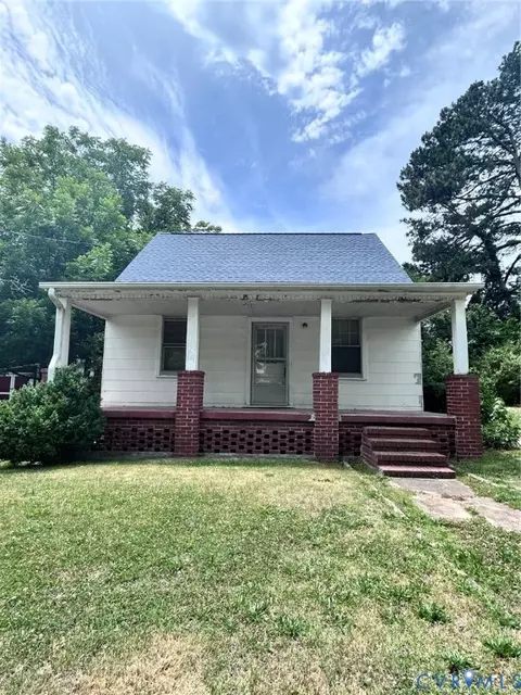 213 Pennington St, South Hill, VA 23970