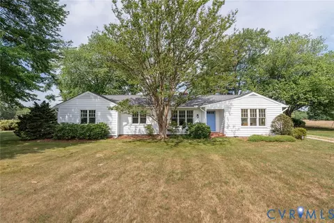 20483 Point Eastern Dr, Ruther Glen, VA 22546