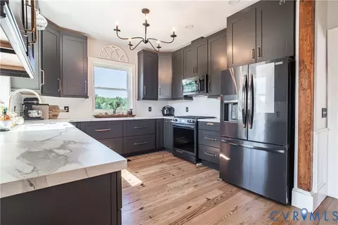Kitchen - 9366 Skipwith Rd, Skipwith, VA 23968 photo 3 of 4