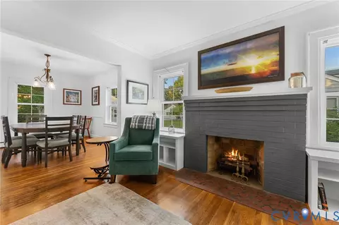 Living - 140 Chancellor Rd, Hampton, VA 23661 photo 1 of 1