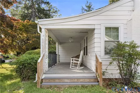Exterior - 140 Chancellor Rd, Hampton, VA 23661 photo 3 of 11