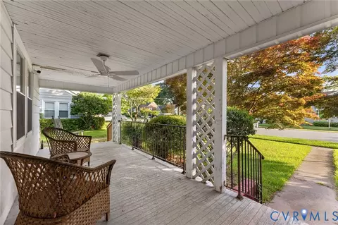 Exterior - 140 Chancellor Rd, Hampton, VA 23661 photo 1 of 11