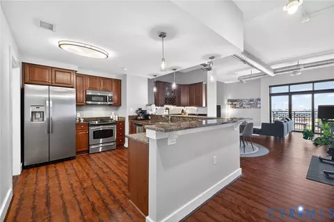 123 College Pl #804, Norfolk, VA 23510