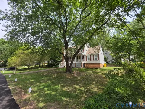 4500 Stoney Creek Ln, Chester, VA 23831