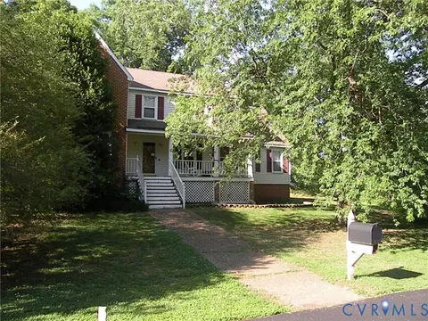 4500 Stoney Creek Ln, Chester, VA 23831