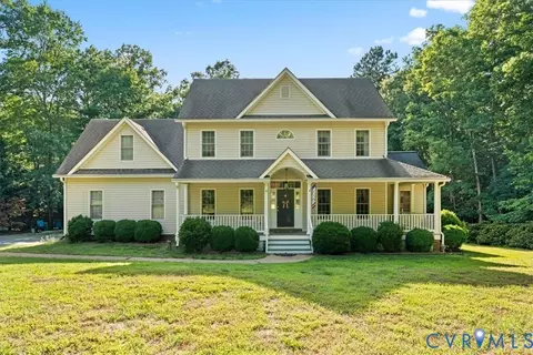11706 Carters Creek Dr, Chesterfield, VA 23838