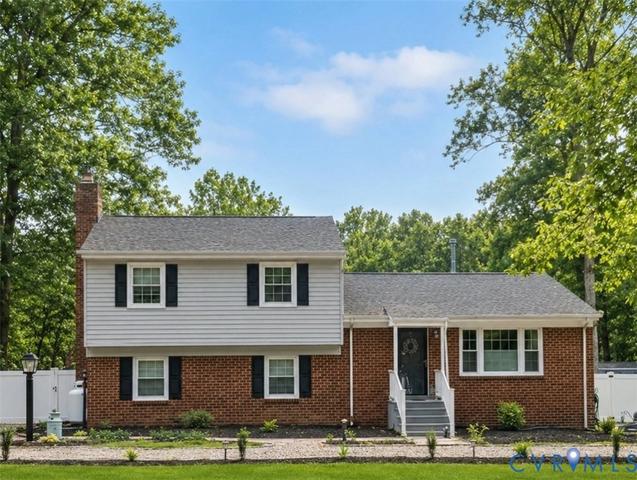 9477 Shelley Dr, Mechanicsville, VA 23116