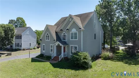 7632 Old Track Ln, Mechanicsville, VA 23111