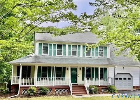 7719 Kentucky Derby Dr, Midlothian, VA 23112