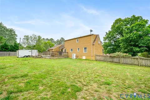 Exterior - 20006 Eugene Dr, Sutherland, VA 23885 photo 3 of 9