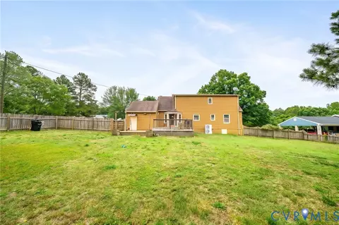 Exterior - 20006 Eugene Dr, Sutherland, VA 23885 photo 3 of 8