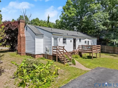 12106 Mathenay Dr, Chester, VA 23831