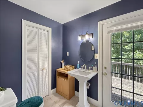 Bath - 971 Liberty Rd, Alberta, VA 23821 photo 1 of 4